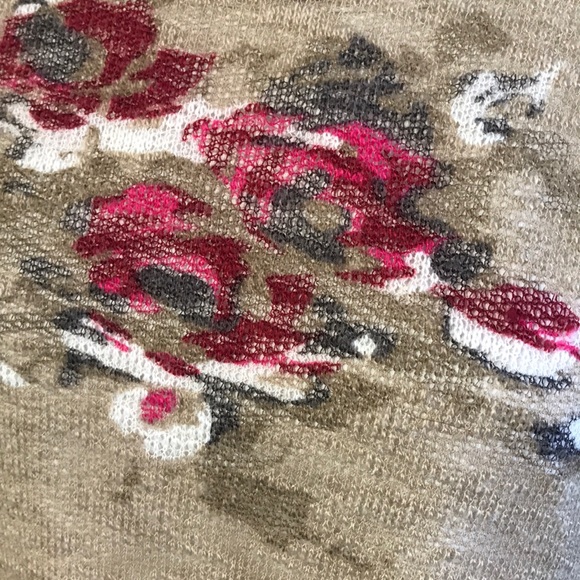 Lightweight Floral Sweater with Lace Trim - Picture 3 of 8